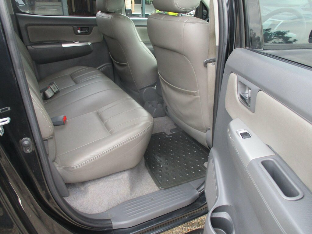 Toyota HILUX Hl3 4X4 D-4d Dcb Silver #24