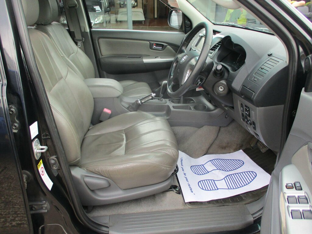 Toyota HILUX Hl3 4X4 D-4d Dcb Silver #26