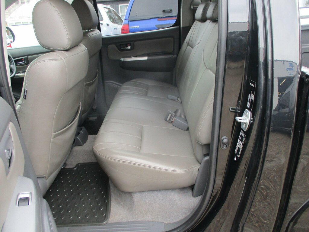 Toyota HILUX Hl3 4X4 D-4d Dcb Silver #22