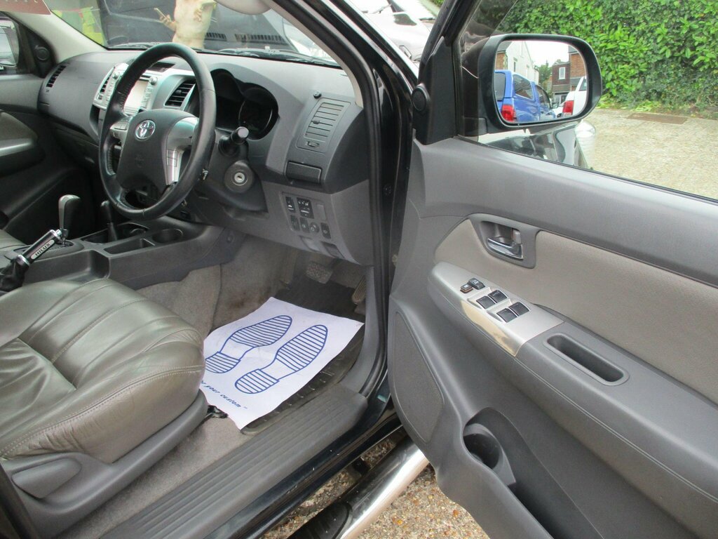 Toyota HILUX Hl3 4X4 D-4d Dcb Silver #25