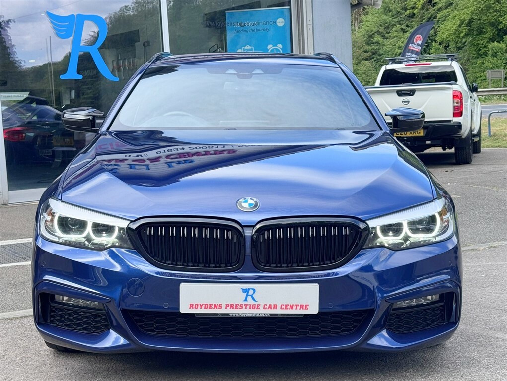 BMW 5 Series M Sport Touring GV19VMK Blue #4