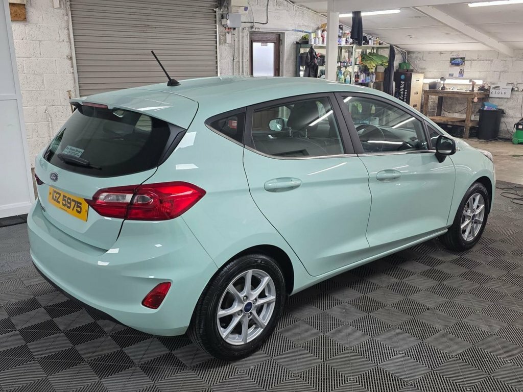 Ford Fiesta 1.1 Ti-vct Zetec Bo Play Series Hatchback Pet IGZ5975 Green #3