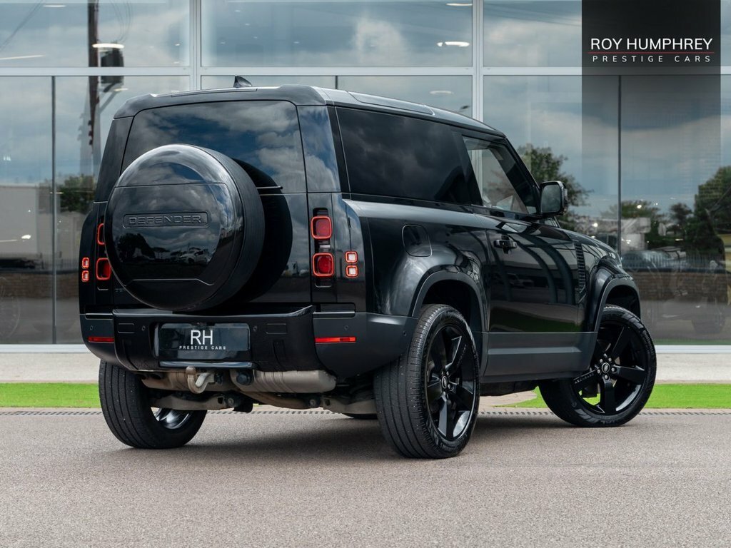 Land Rover Defender 3L Null AE73UMA Black #2