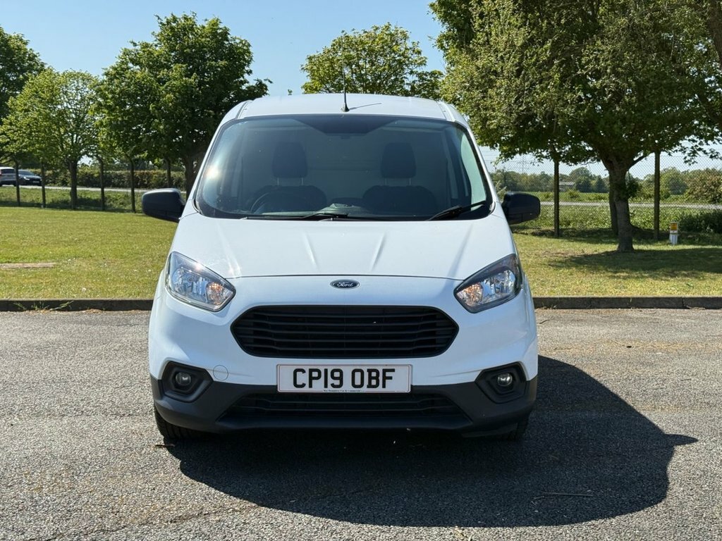 Ford Transit Courier 1.5L Trend CP19OBF White #4
