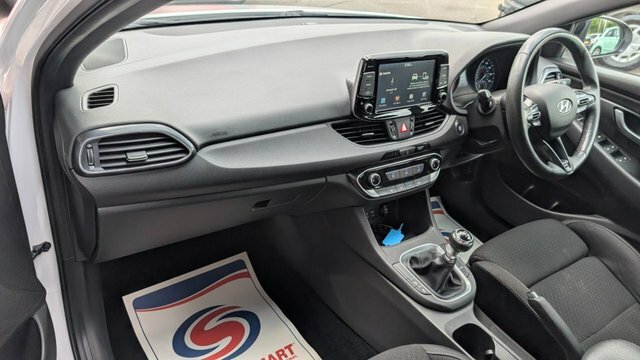 Hyundai I30 1.4 T-gdi N Line Hatchback Euro White #5