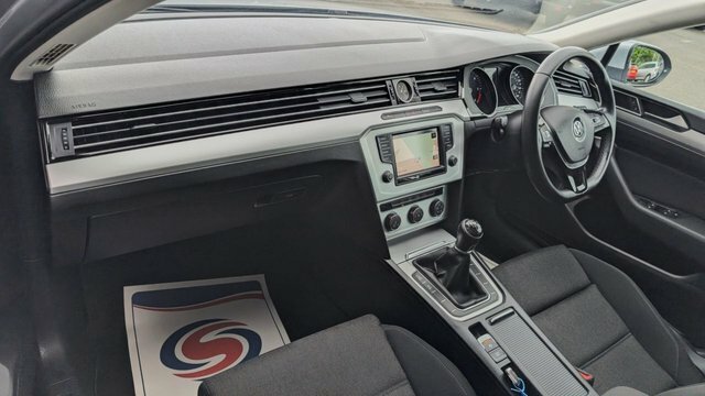 Volkswagen Passat 2.0 Tdi Bluemotion Tech Se Business Estate Die VO65ZRR Silver #6