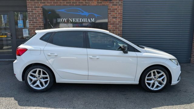 Seat Ibiza 1.0 Tsi Fr Hatchback Euro 6 S S White