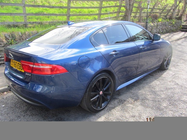 Jaguar XE 2.0D 180 R-sport OY65EBD Blue #4