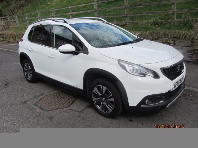 Peugeot 2008 1.2 Puretech Allure White