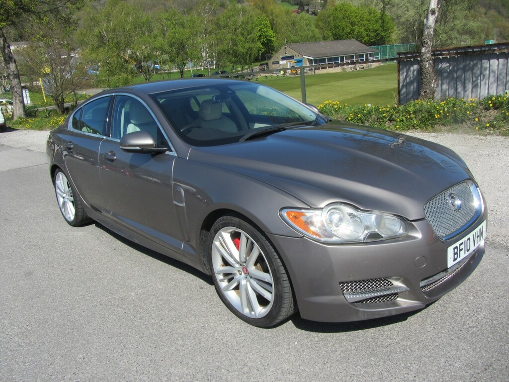 Jaguar XF 3.0D V6 S Portfolio Grey