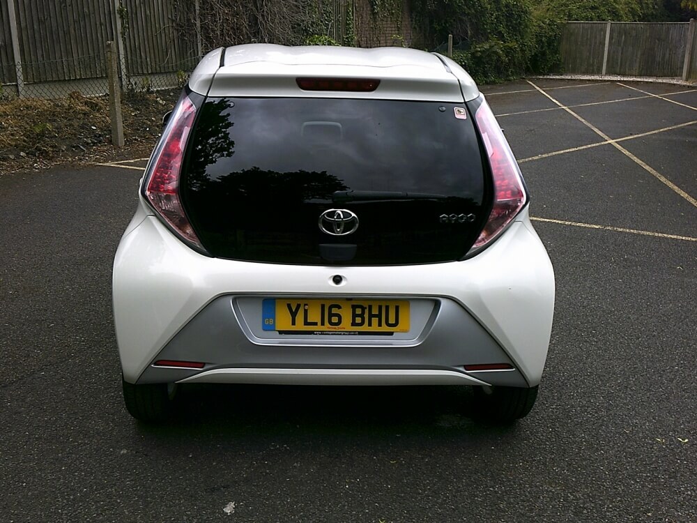 Toyota Aygo 1.0 X-pure YL16BHU #3