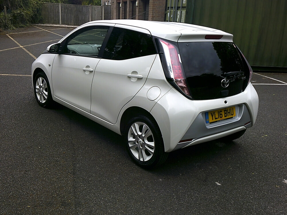 Toyota Aygo 1.0 X-pure YL16BHU #4