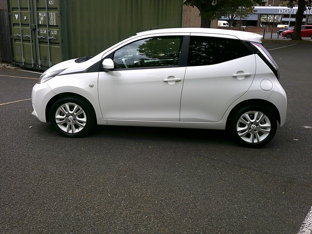 Toyota Aygo 1.0 X-pure YL16BHU #5
