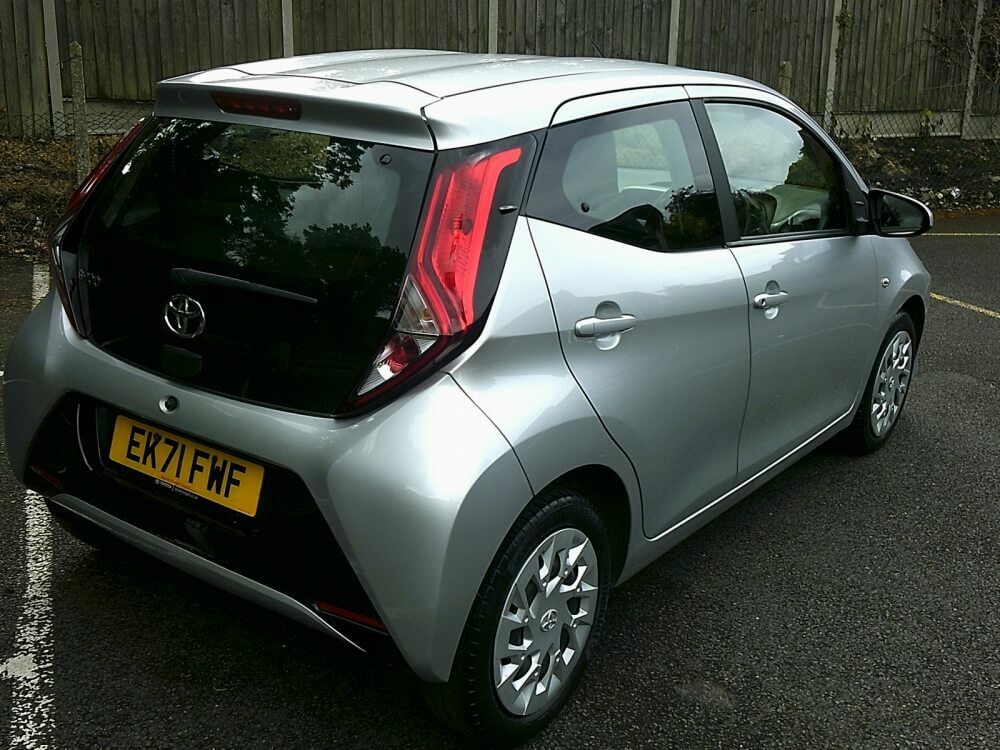Toyota Aygo 1.0 X-play EK71FWF #3
