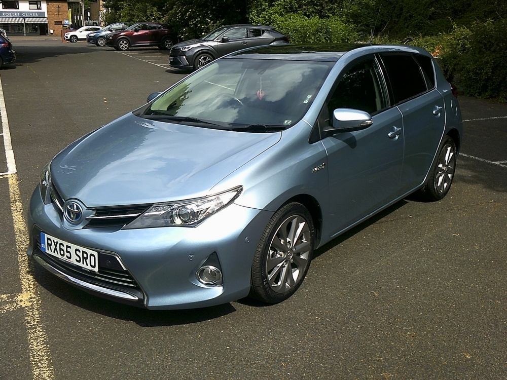 Toyota Auris 1.8 Excel Hybrid RX65SRO  #3