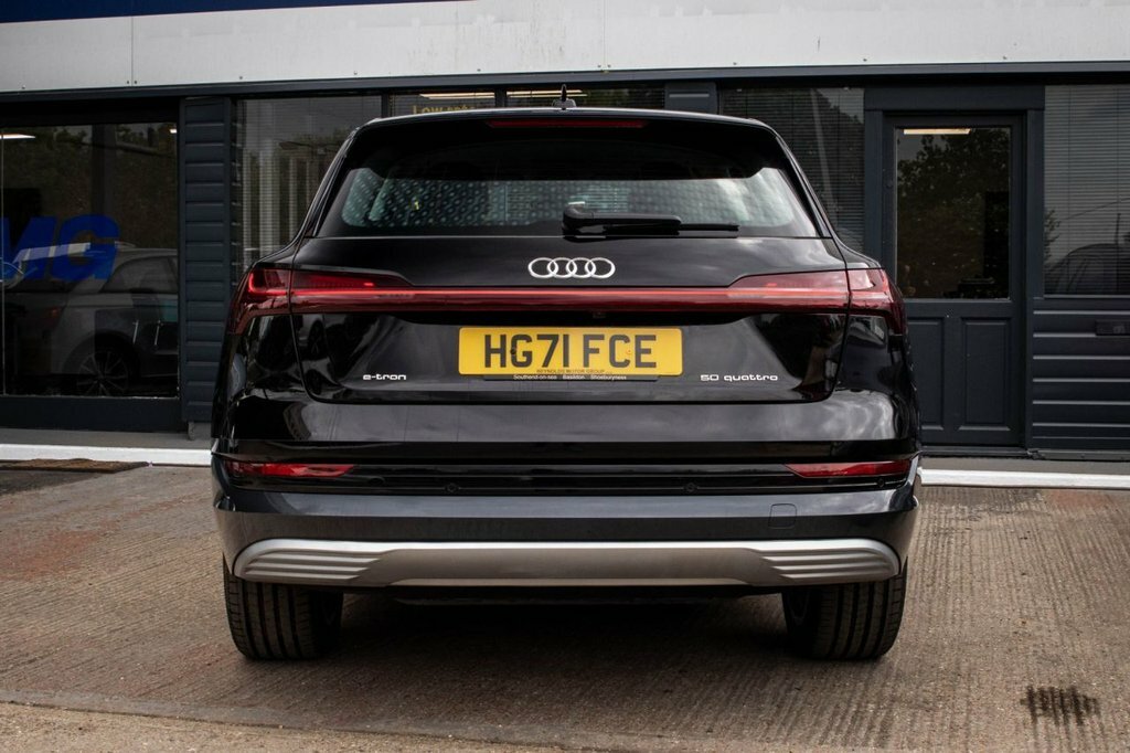 Audi E-tron Suv HG71FCE Black #6