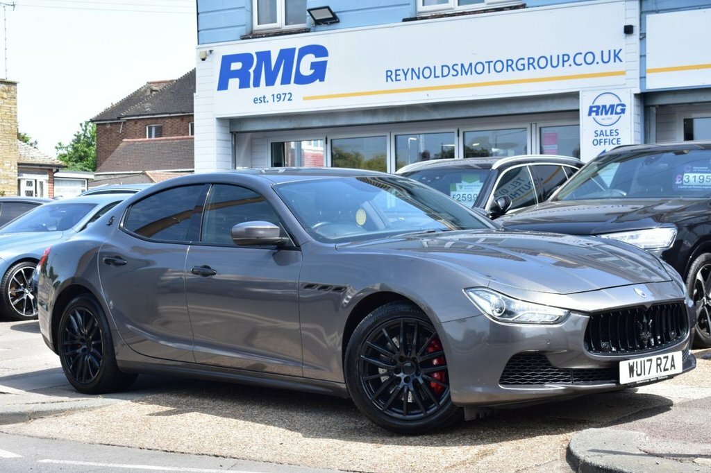 Maserati Ghibli Saloon Grey
