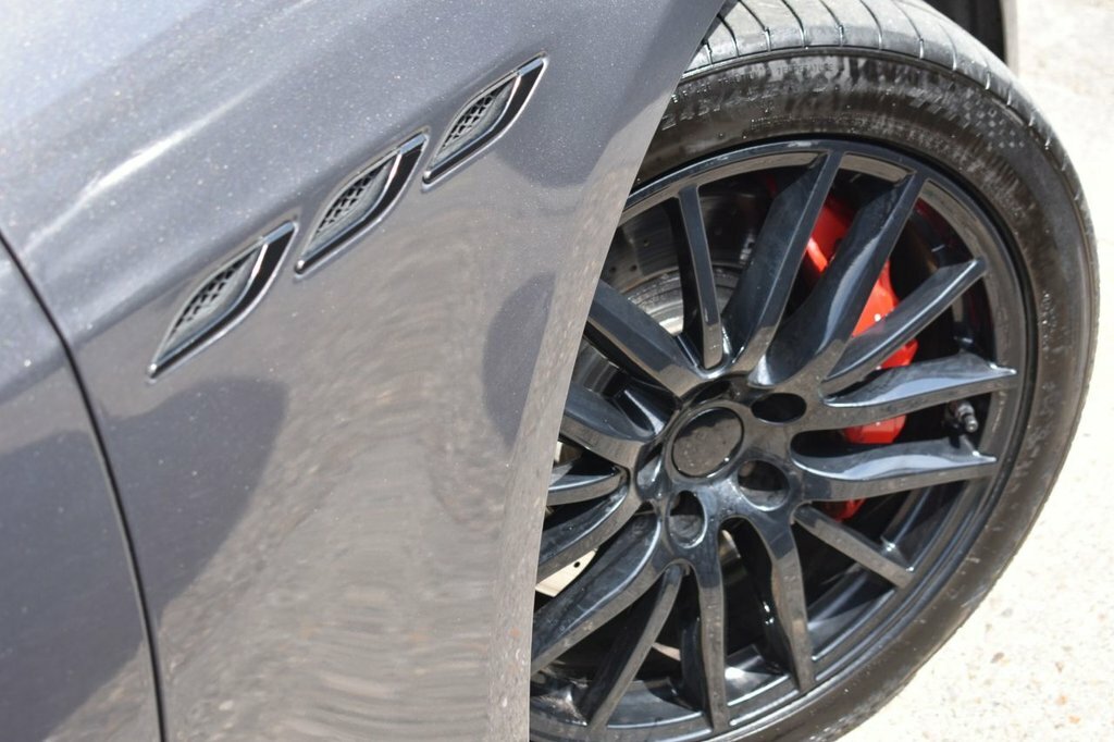 Maserati Ghibli Saloon WU17RZA Grey #2