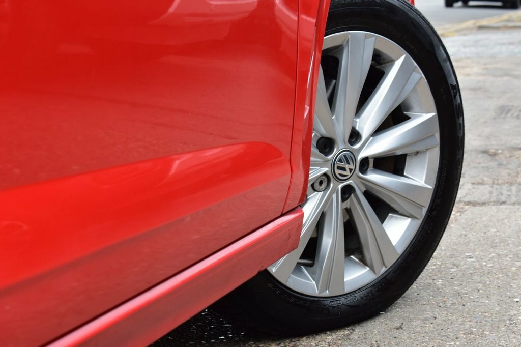 Volkswagen Polo 1L Sel BA68GTZ Red #4
