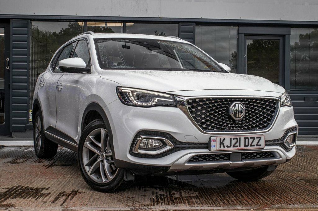 MG HS 1.5L Exclusive White