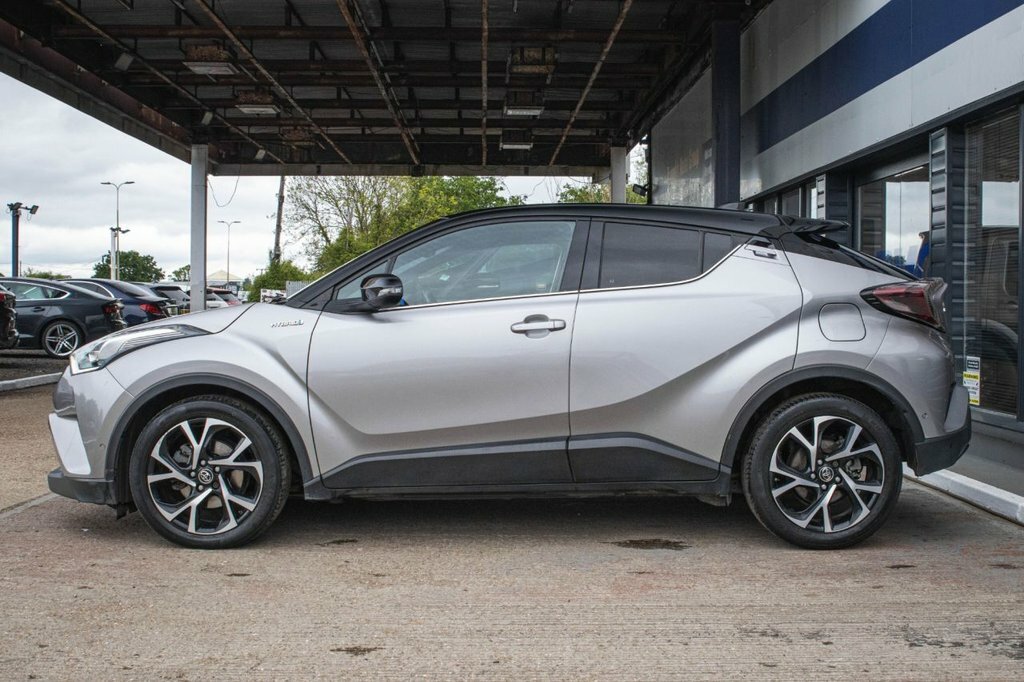 Toyota C-Hr 1.8L Dynamic WN17FYP Silver #4