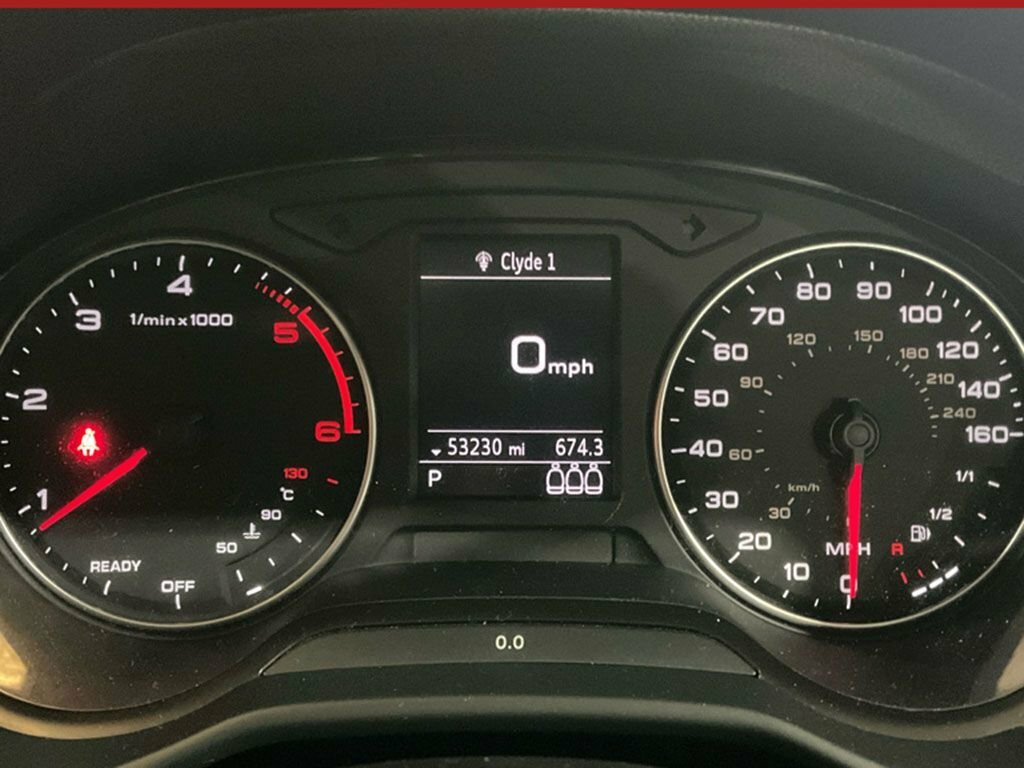 Audi Q2 2L S Line OU67NHM Grey #5