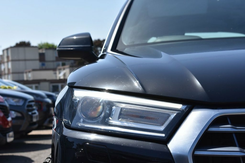 Audi Q5 2L Sport LV69TZS Black #2