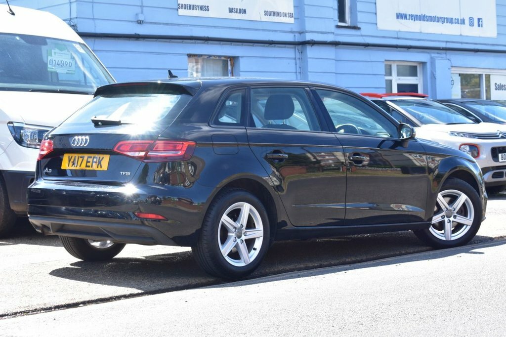 Audi A3 1L Se YA17EPK Black #3