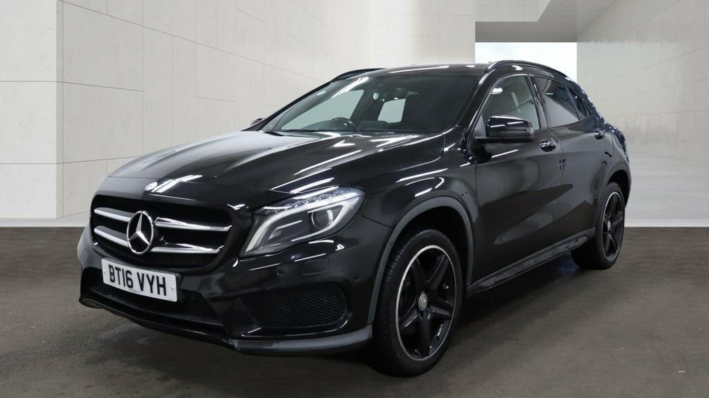Mercedes-Benz GLA Class 2L Amg Line BT16VYH Black #2