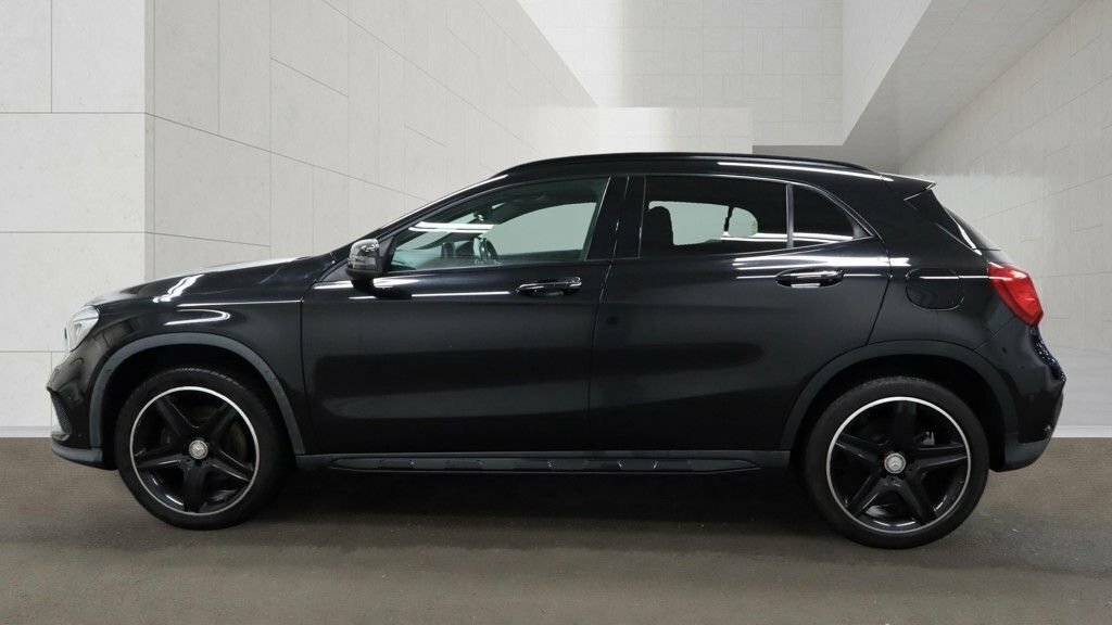 Mercedes-Benz GLA Class 2L Amg Line BT16VYH Black #5