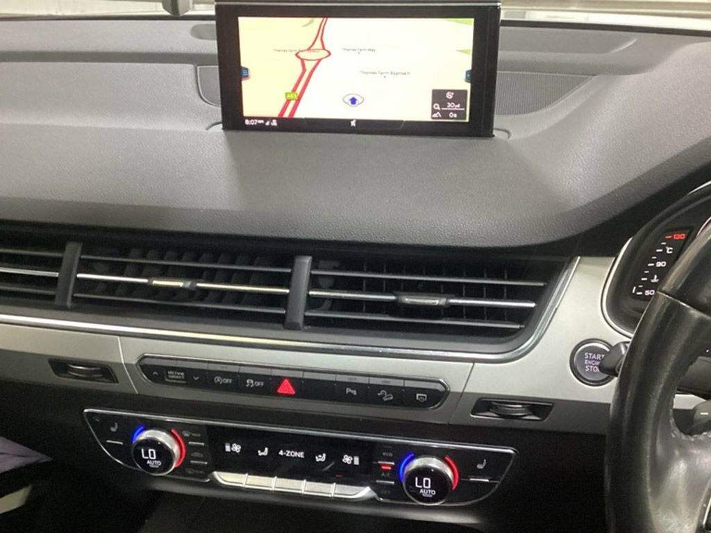 Audi Q7 3L Sport EA69CBV Silver #2