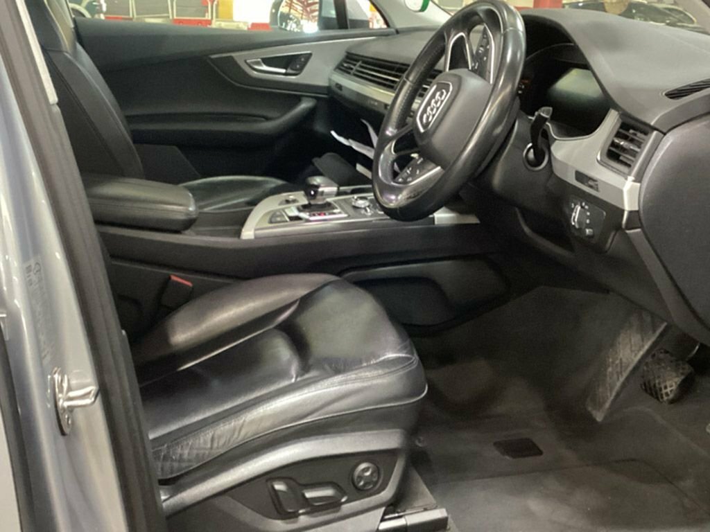 Audi Q7 3L Sport EA69CBV Silver #3