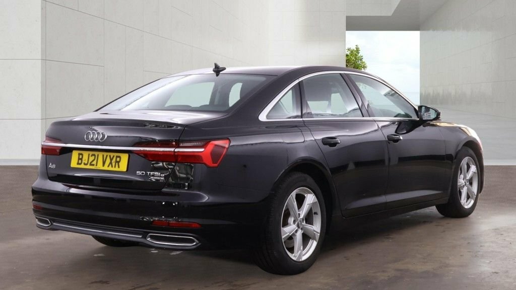 Audi A6 Saloon 2L Sport Black #4