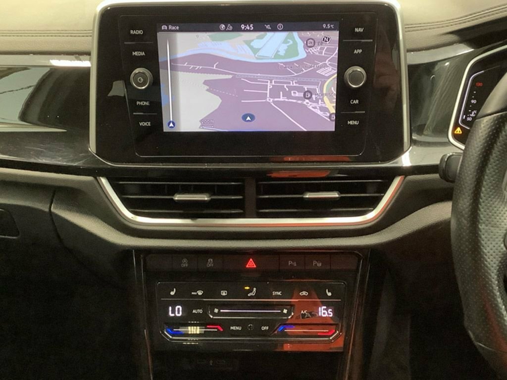 Volkswagen T-Roc 2L R DX72ZTU White #2