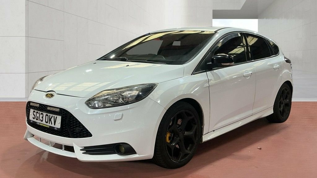 Ford Focus 2L St-3 SG13OKV White #2