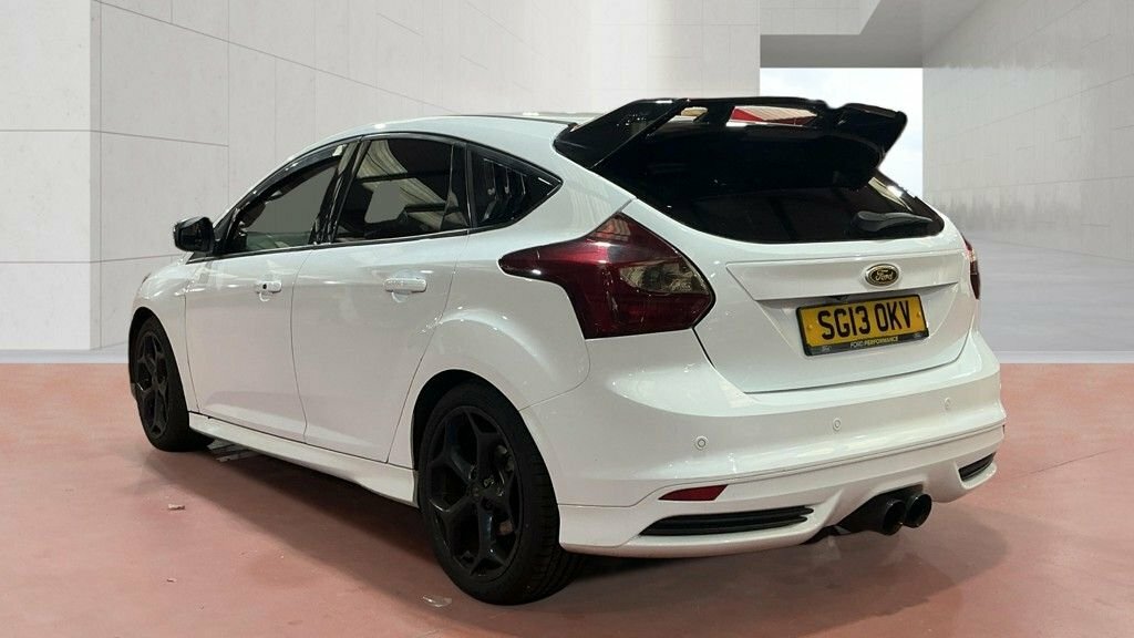 Ford Focus 2L St-3 SG13OKV White #3