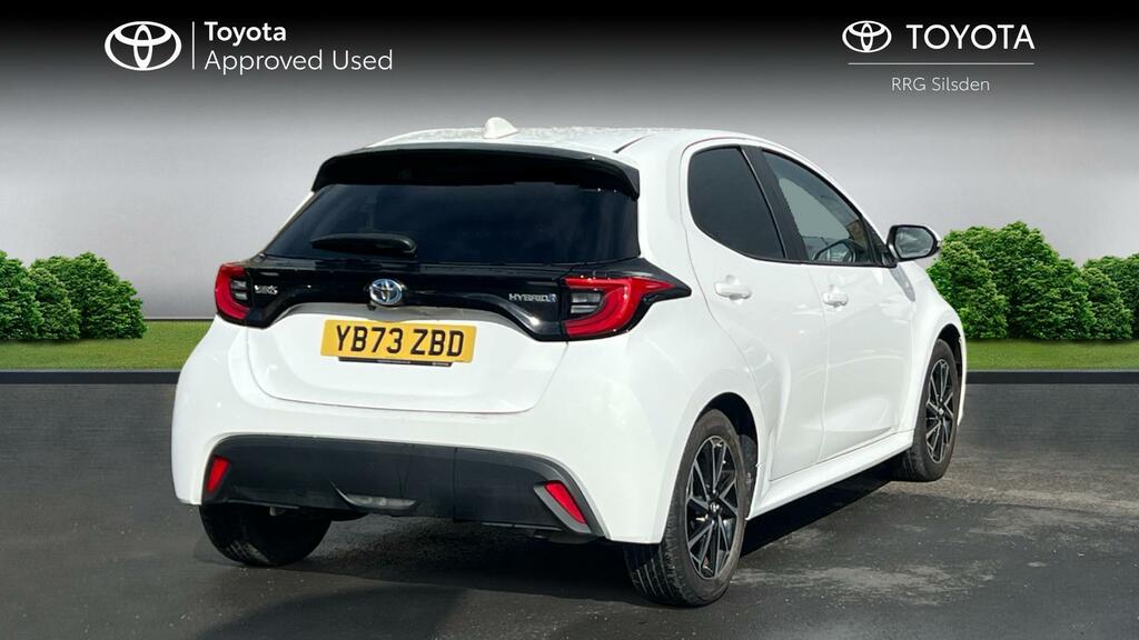 Toyota Yaris 1.5 Vvt-h Design E-cvt Euro 6 Ss YB73ZBD White #2