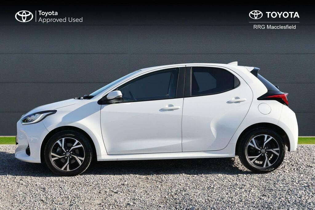 Toyota Yaris 1.5 Vvt-h Design E-cvt Euro 6 Ss MK74EHZ White #5