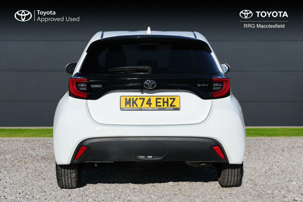 Toyota Yaris 1.5 Vvt-h Design E-cvt Euro 6 Ss MK74EHZ White #6