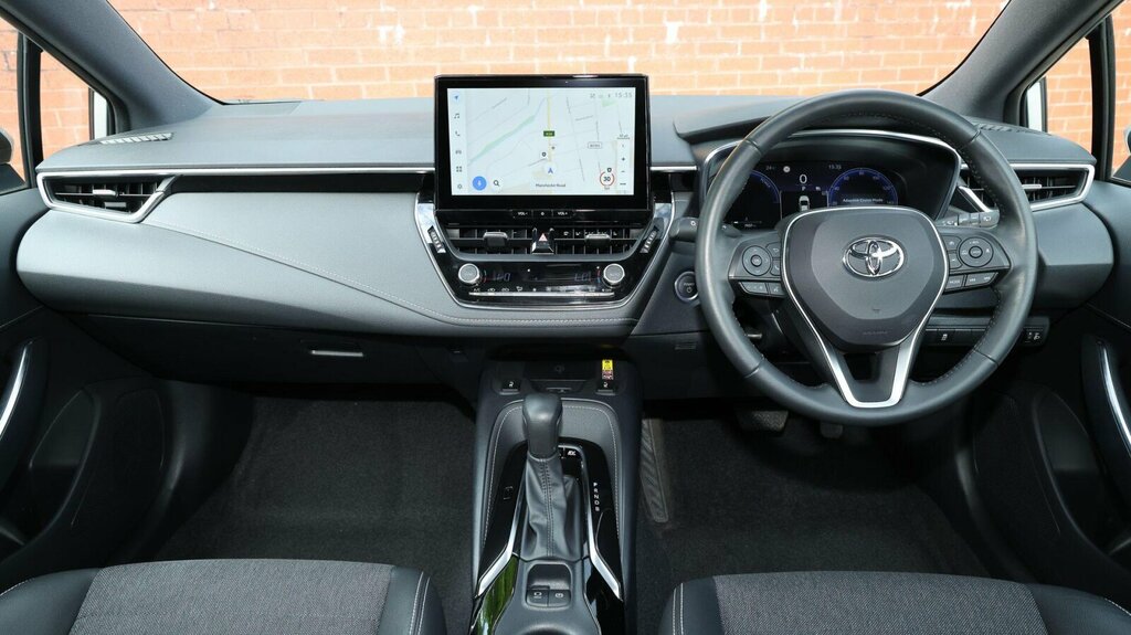 Toyota Corolla 1.8 Vvt-h Design Cvt Euro 6 Ss MM73JUC Silver #6