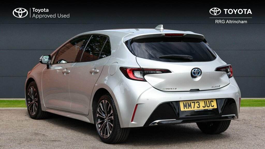 Toyota Corolla 1.8 Vvt-h Design Cvt Euro 6 Ss MM73JUC Silver #4