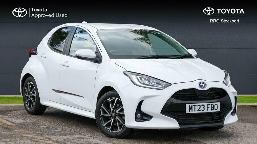 Toyota Yaris 1.5 Vvt-h Design E-cvt Euro 6 Ss MT23FBO White