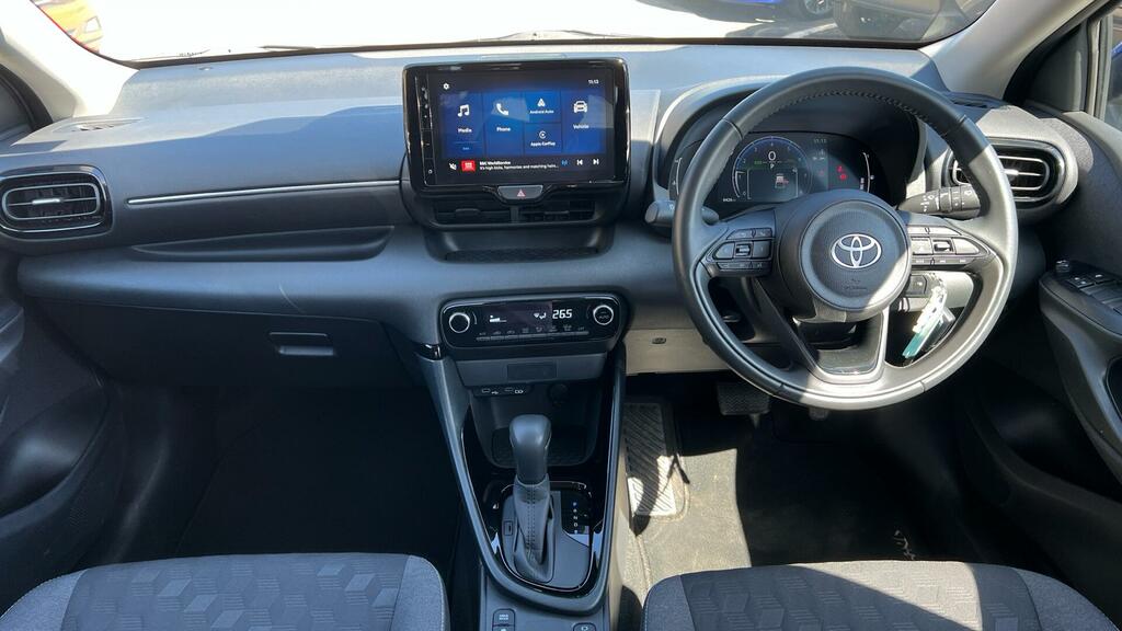 Toyota Yaris 1.5 Vvt-h Design E-cvt Euro 6 Ss YD24GDF Blue #6