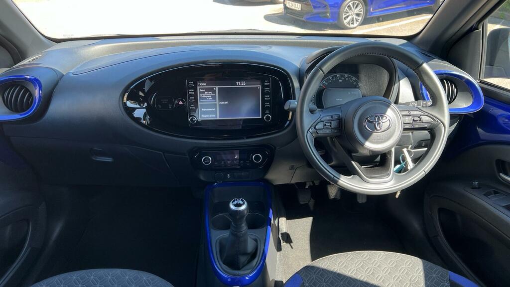 Toyota Aygo X 1.0 Vvt-i Edge Euro 6 Ss YB73UKV Blue #6
