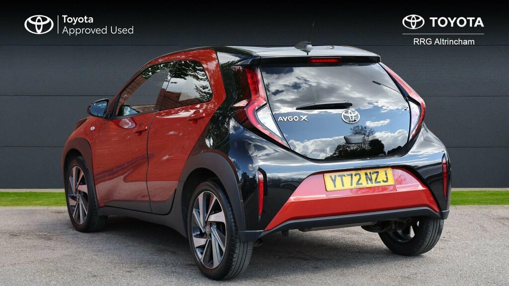 Toyota Aygo X 1.0 Vvt-i Edge X-shift Euro 6 Ss YT72NZJ Red #4