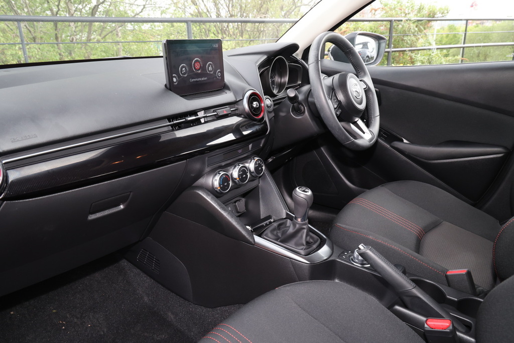 Mazda 2 1.5 E-skyactiv G Mhev Homura ML73ULG White #2