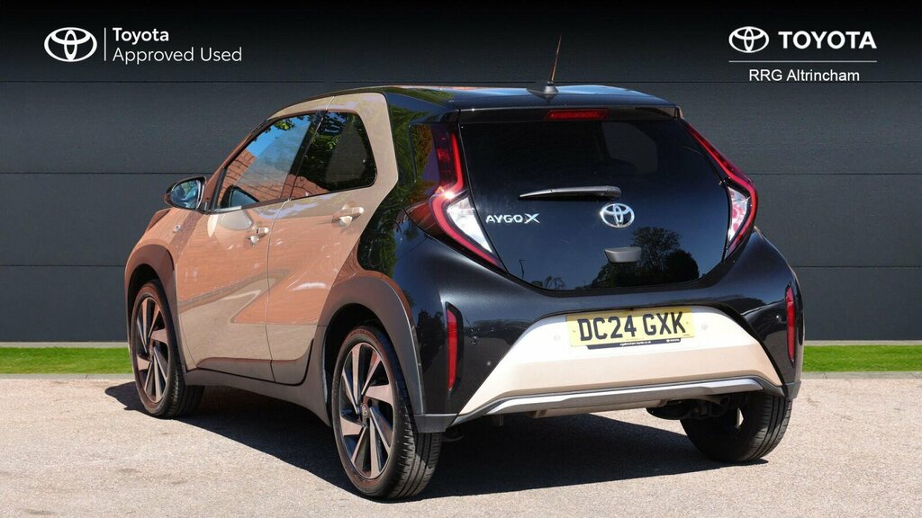 Toyota Aygo X 1.0 Vvt-i Exclusive X-shift Euro 6 Ss DC24GXK Beige #4