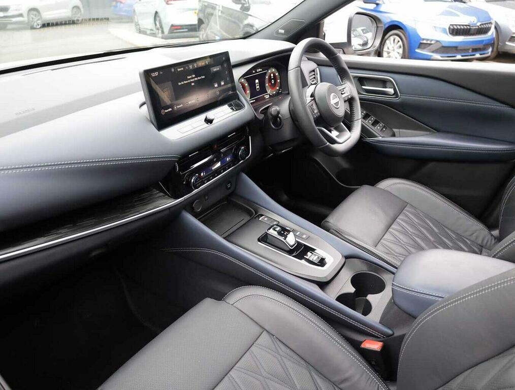 Nissan Qashqai 1.5 E-power Tekna BD24FDG White #2
