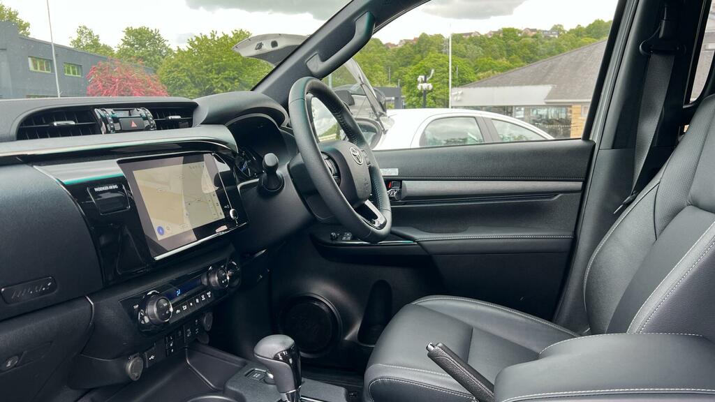 Toyota HILUX 2.8 D-4d-h Invincible X 4Wd Euro 6 Silver #5