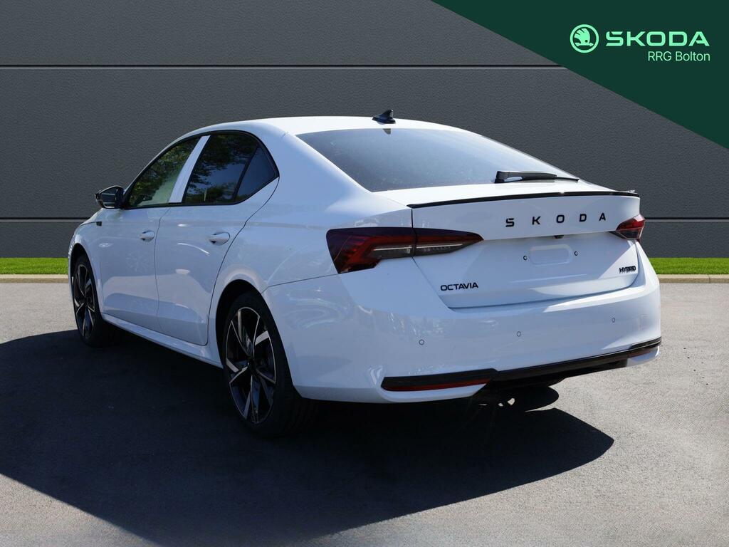 Skoda Octavia 1.5 Tsi E-tec Mhev Act Sportline Dsg Euro 6 Ss White #4